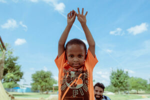 Fotcaustin friend youth 1200x800 03