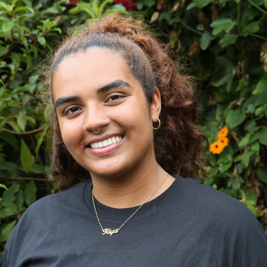 Riya headshot